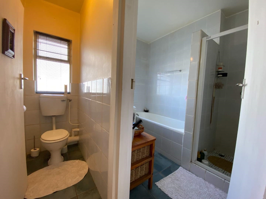 2 Bedroom Property for Sale in Plumstead Western Cape